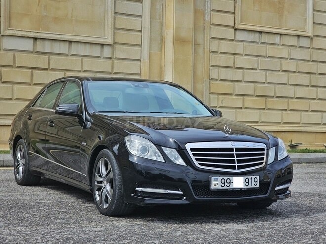 Mercedes E 250 2010, 162,500 km - 1.8 l - Bakı