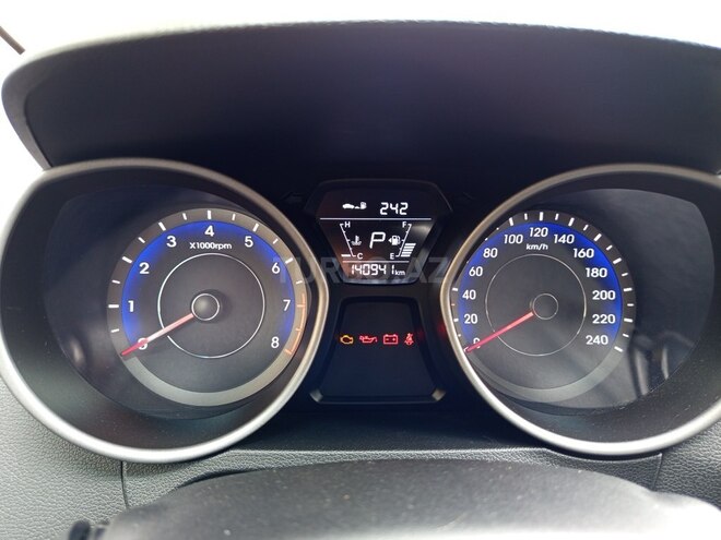Hyundai Elantra 2014, 141,000 km - 1.8 л - Bakı