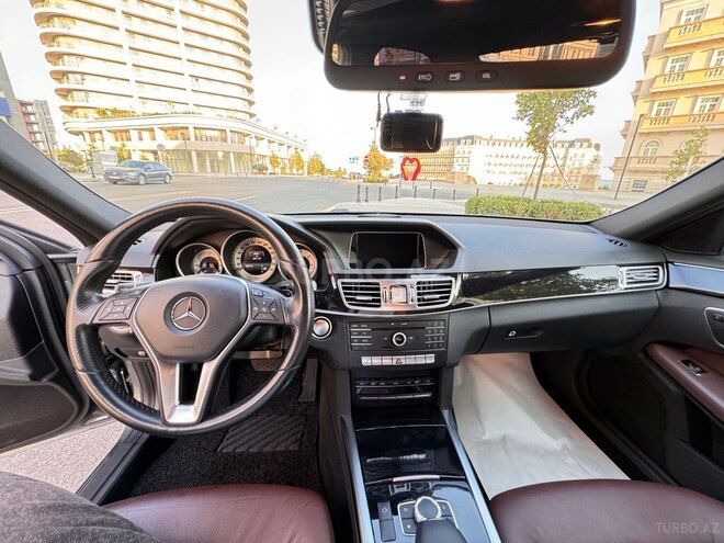 Mercedes E 250 4MATIC 2015, 216,000 km - 2.2 л - Bakı