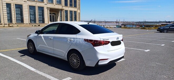 Hyundai Accent 2018, 104,430 km - 1.6 л - Bakı