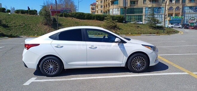Hyundai Accent 2018, 104,430 km - 1.6 л - Bakı