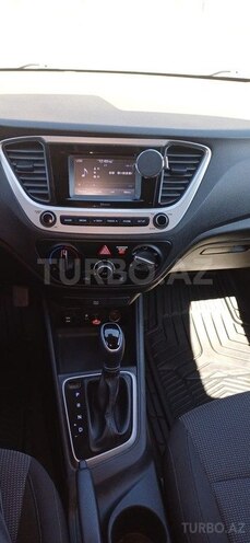 Hyundai Accent 2018, 104,430 km - 1.6 л - Bakı