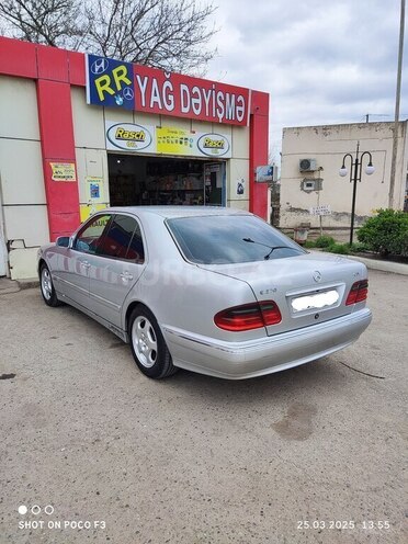 Mercedes E 270 1999, 553,772 km - 2.7 l - Biləsuvar