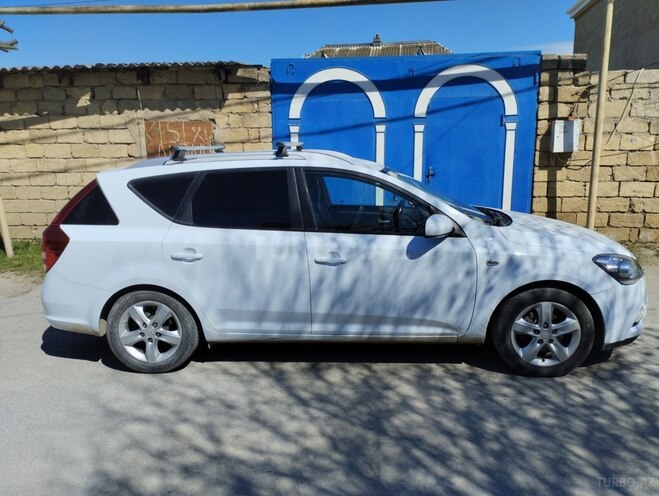 Kia Ceed 2010, 234,000 km - 1.4 л - Bakı
