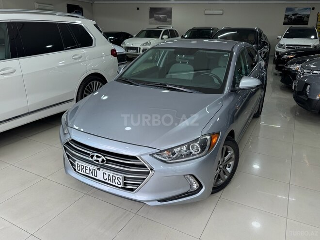 Hyundai Elantra-2
