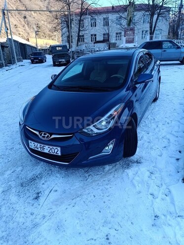 Hyundai Elantra 2015, 234,434 km - 1.8 l - Qax