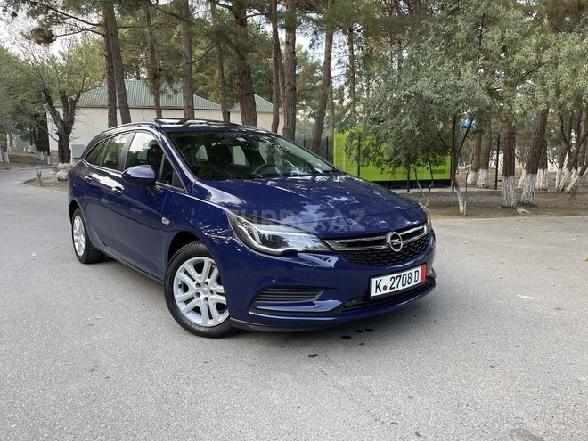 Opel Astra 2017, 179,000 km - 1.0 l - Bakı