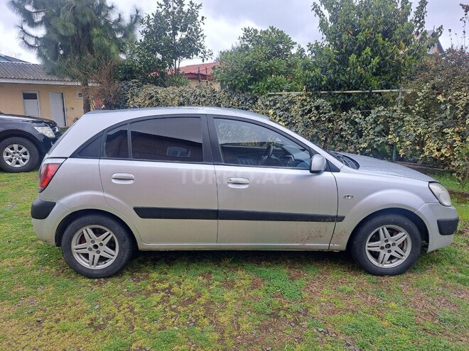 Kia Rio 2006, 297,000 km - 1.5 l - Astara