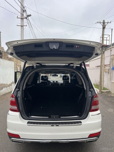 Mercedes GL 500 4MATIC 2010, 261,000 km - 5.5 l - Sumqayıt