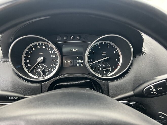 Mercedes GL 500 4MATIC 2010, 261,000 km - 5.5 l - Sumqayıt