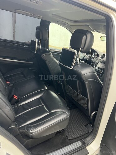 Mercedes GL 500 4MATIC 2010, 261,000 km - 5.5 l - Sumqayıt