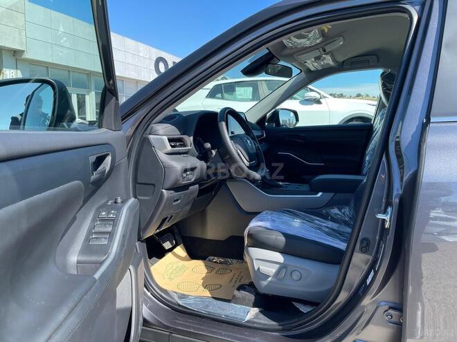 Toyota Highlander-16