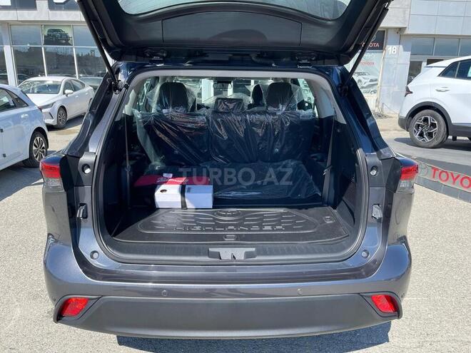 Toyota Highlander-11