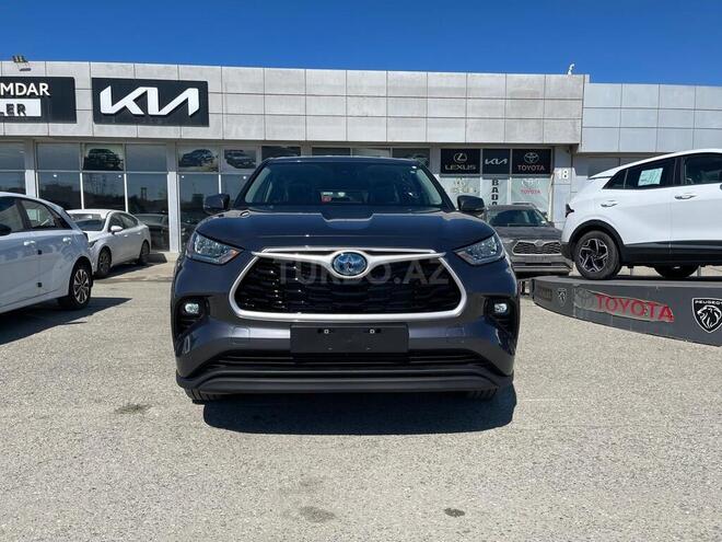 Toyota Highlander-2
