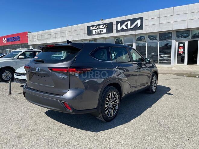 Toyota Highlander-8
