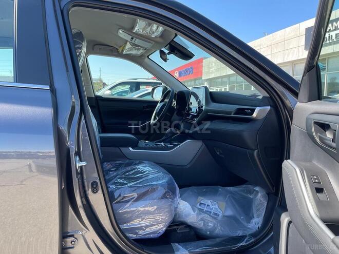 Toyota Highlander-21