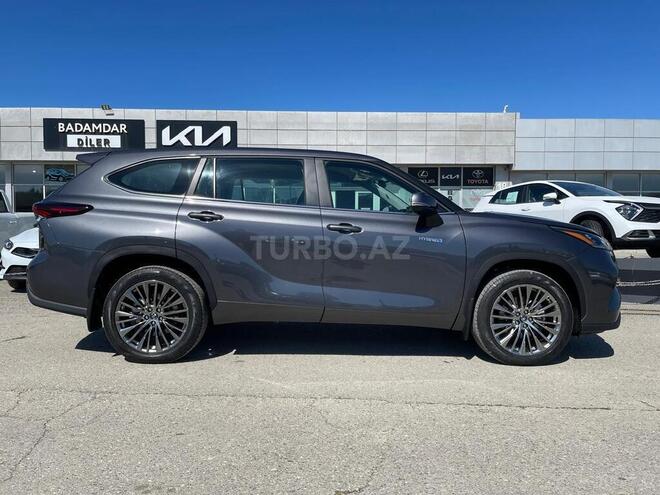 Toyota Highlander-9