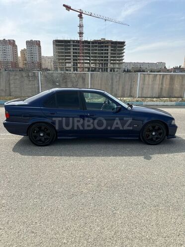 BMW 320 1995, 125,000 km - 2.0 l - Sumqayıt
