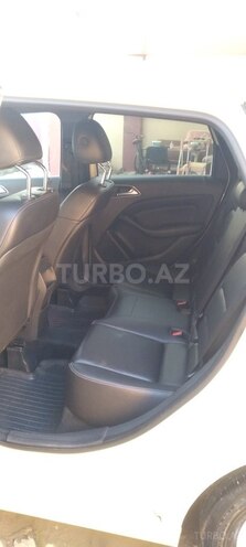 Mercedes B 180 2015, 324,000 km - 1.8 l - Bakı