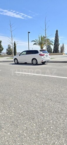 Toyota Corolla Fielder 2017, 110,000 km - 1.5 л - Bakı