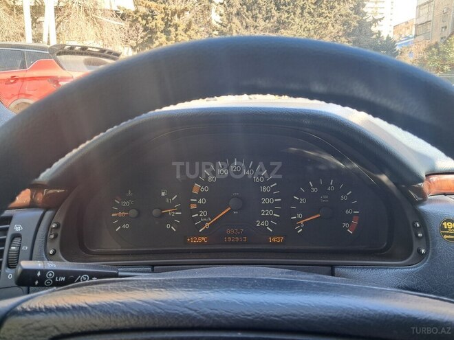 Mercedes E 240 1998, 192,913 km - 2.4 l - Bakı