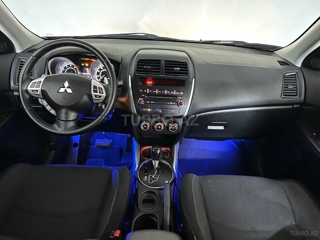 Mitsubishi Outlander Sport 2011, 128,000 km - 2.0 л - Bakı