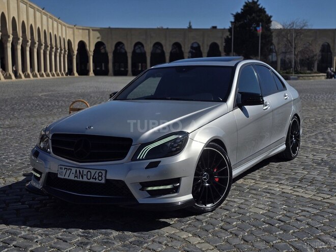 Mercedes C 250 2012, 202,830 km - 1.8 l - Bakı