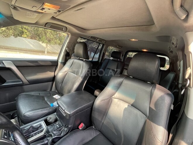 Toyota Land Cruiser Prado 2010, 210,000 km - 2.7 л - Bakı