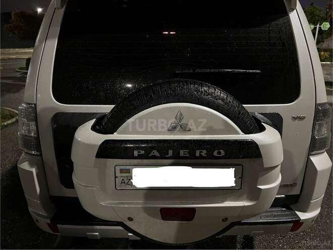 Mitsubishi Pajero 2008, 225,000 km - 3.0 l - Bakı