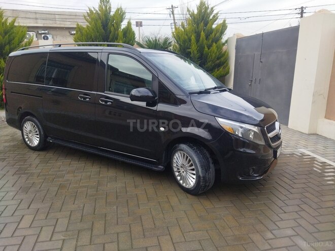 Mercedes  2015, 215,000 km - 2.0 л - Bakı