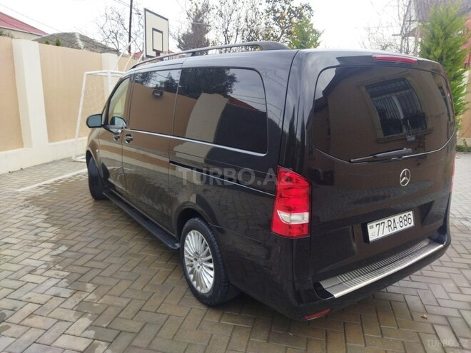 Mercedes  2015, 215,000 km - 2.0 л - Bakı