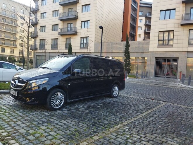 Mercedes  2015, 215,000 km - 2.0 л - Bakı
