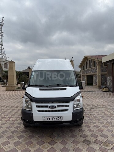 Ford Transit-1