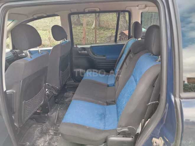 Opel Zafira 2001, 234,035 km - 2.2 л - Quba