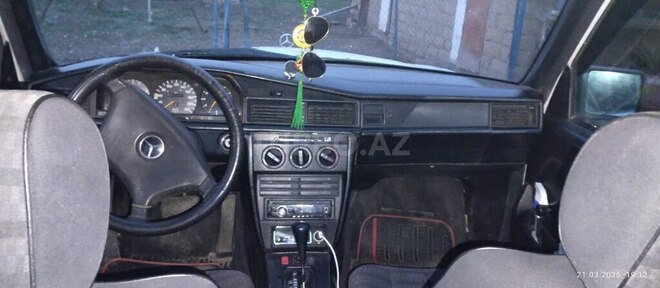 Mercedes 190 1991, 325,320 km - 1.8 l - Ağcabədi