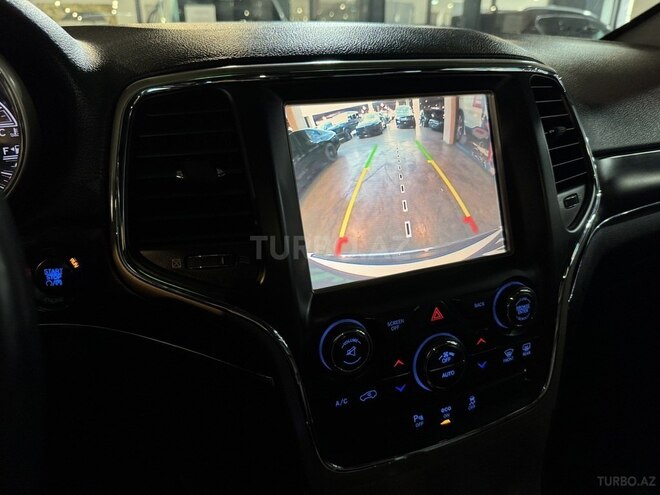 Jeep Grand Cherokee-14