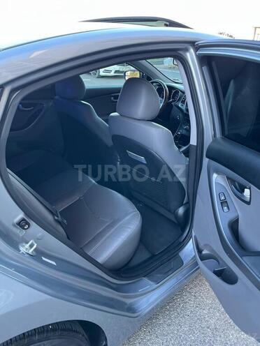 Hyundai Elantra 2015, 168,600 km - 1.8 l - Sumqayıt