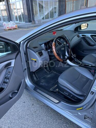Hyundai Elantra 2015, 168,600 km - 1.8 l - Sumqayıt