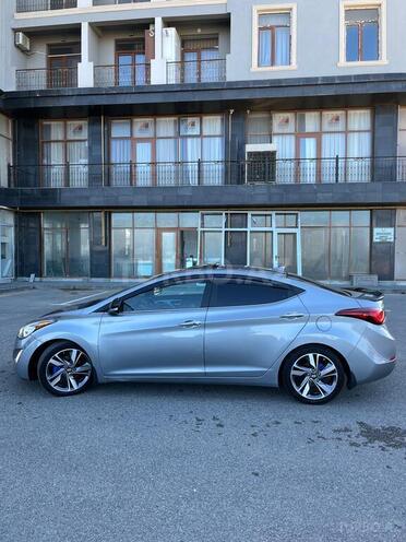 Hyundai Elantra 2015, 168,600 km - 1.8 l - Sumqayıt