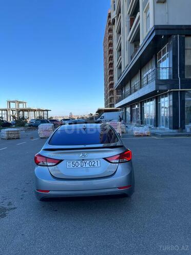 Hyundai Elantra 2015, 168,600 km - 1.8 l - Sumqayıt