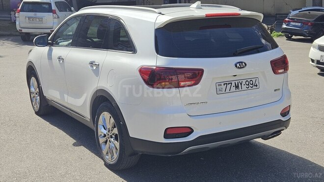 Kia Sorento-4