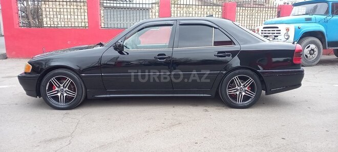 Mercedes C 220 1997, 123,456 km - 2.2 л - Gəncə
