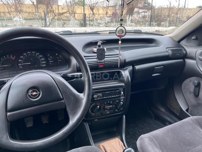 Opel Astra 1992, 371,500 km - 1.6 l - Füzuli