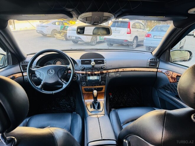 Mercedes E 220 d 2002, 245,321 km - 2.2 l - Bakı