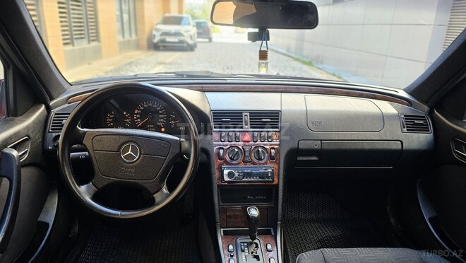 Mercedes C 180 1997, 279,400 km - 1.8 л - Bakı