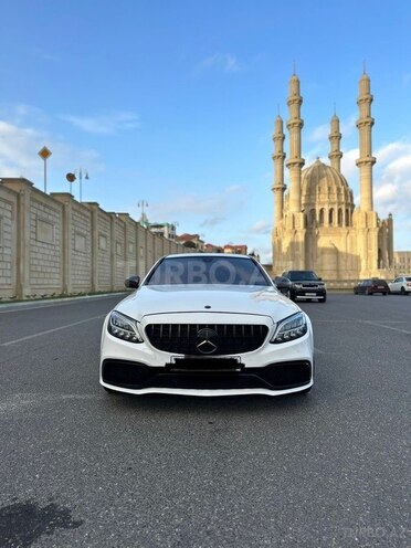 Mercedes C 300 2015, 173,000 km - 2.0 l - Bakı