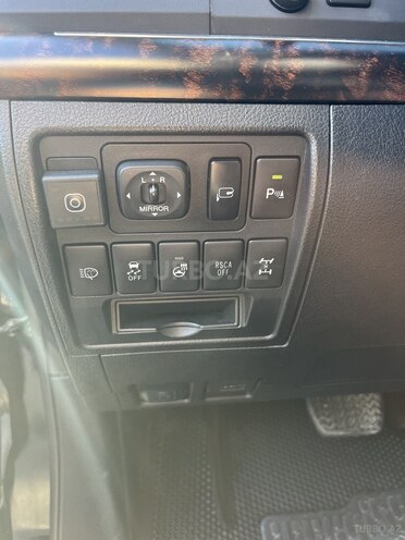 Toyota Land Cruiser 2012, 182,000 km - 4.6 л - Bakı