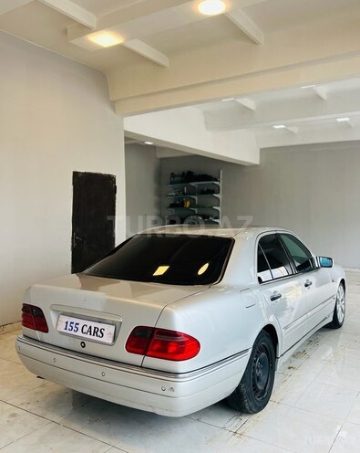 Mercedes E 200 1998, 265,984 km - 2.0 l - Bakı
