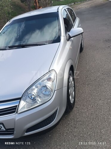 Opel Astra 2007, 287,000 km - 1.3 л - Füzuli