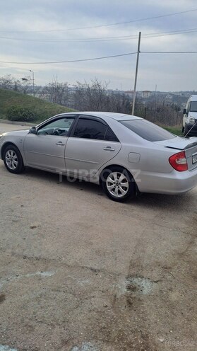 Toyota Camry 2003, 303,299 km - 3.0 l - Qusar